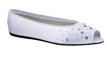MONIQUE White Satin Ballet Flat w/ Crystals & Peek Toe
AVAILABLE (B)10/6, 22/6.5, 28/7, 38/7.5, 37/8, 36/8.5, 25/9, 37/9.5, 28/10, 1/11, 2/13
(D) 5/6.5, 6/7, 3/7.5, 9/8, 11/8.5, 9/9, 8/9.5, 10/10 saugusshoes.com
